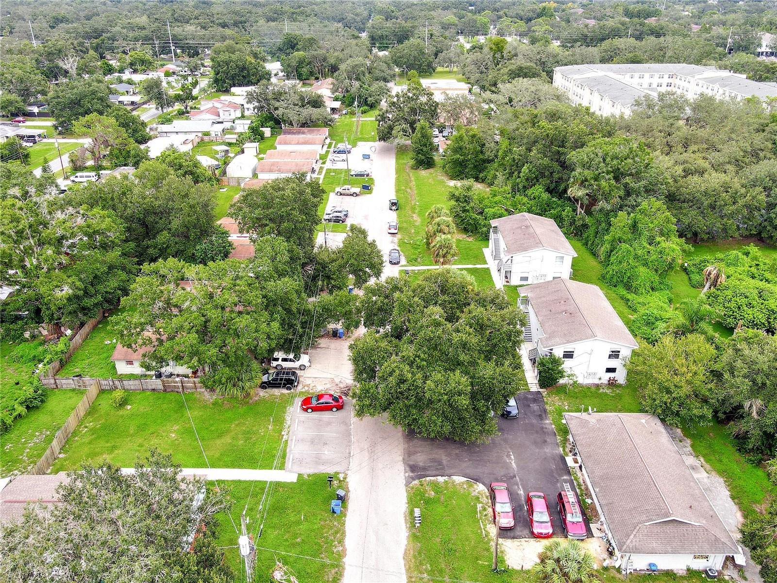 Listing photo id 1 for 2205 Irene Street