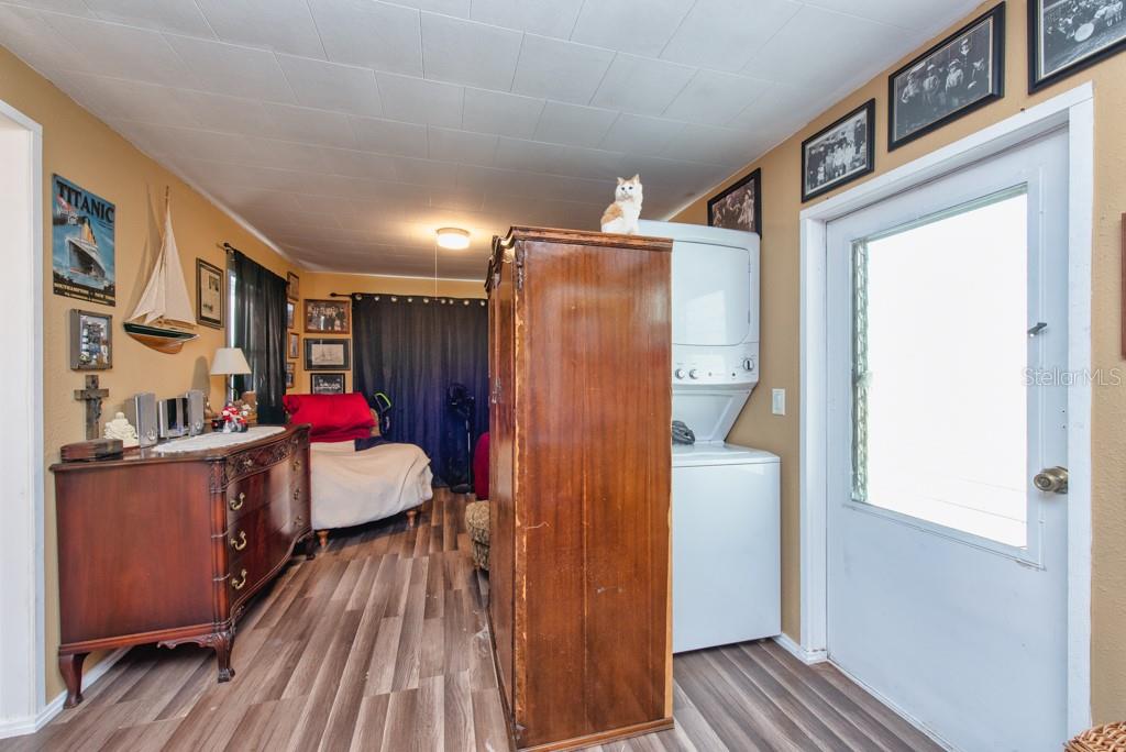 Image 11 of 40 For 4851 Gandy Boulevard B3l18