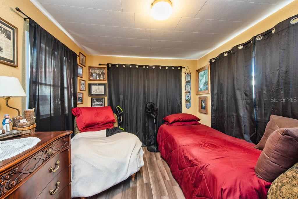 Image 13 of 40 For 4851 Gandy Boulevard B3l18