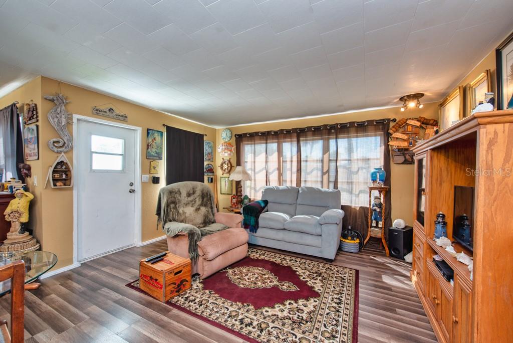 Image 3 of 40 For 4851 Gandy Boulevard B3l18