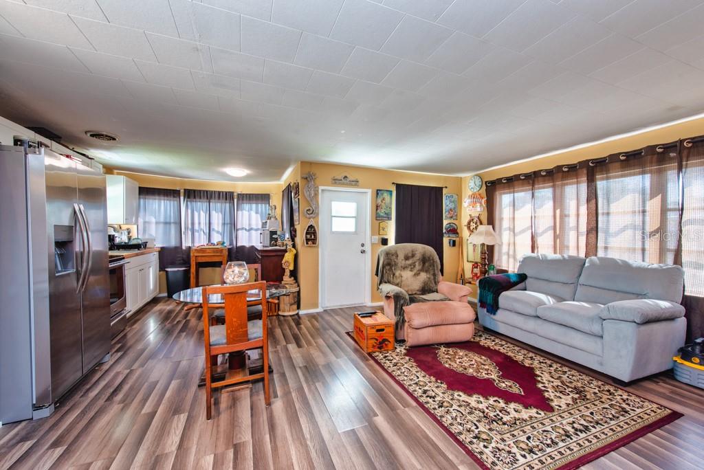 Image 4 of 40 For 4851 Gandy Boulevard B3l18