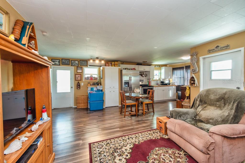 Image 5 of 40 For 4851 Gandy Boulevard B3l18