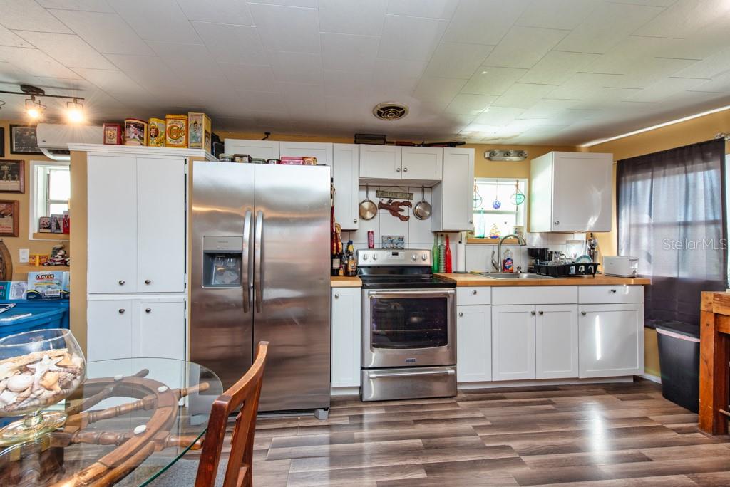 Image 8 of 40 For 4851 Gandy Boulevard B3l18