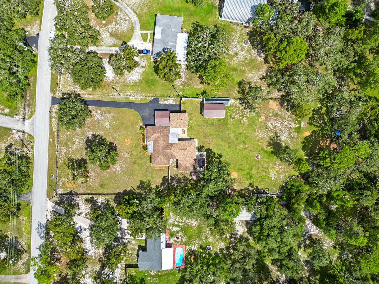 Listing photo id 38 for 8248 Tanglewood Drive