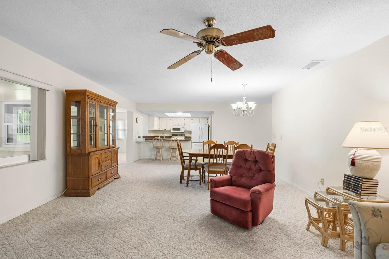 Image 10 of 50 For 2109 Harleston Place 2109