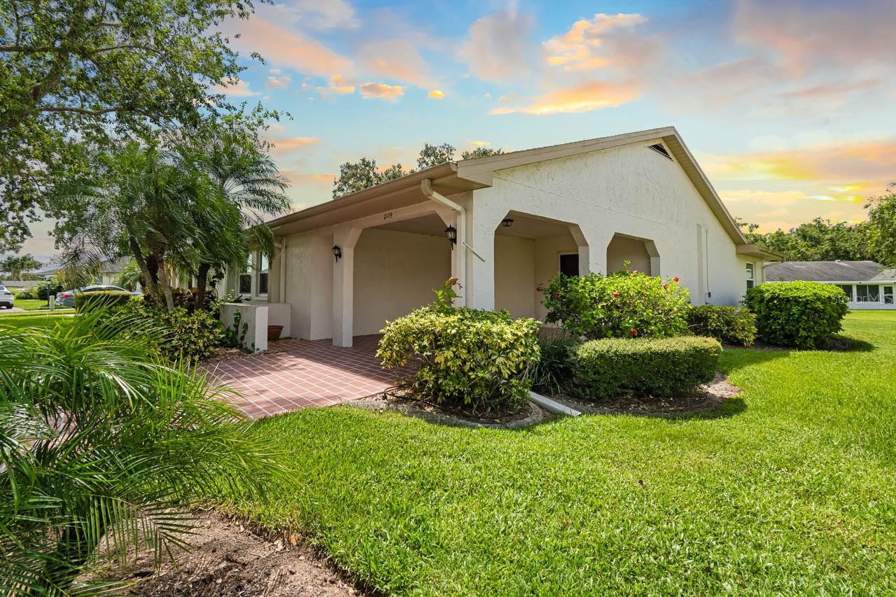 Image 40 of 50 For 2109 Harleston Place 2109