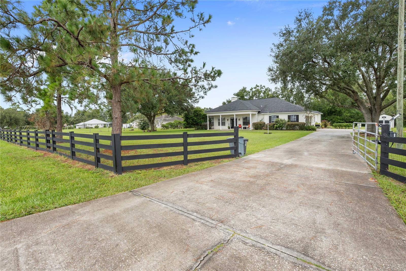 Image 6 of 70 For 13921 Curley Road