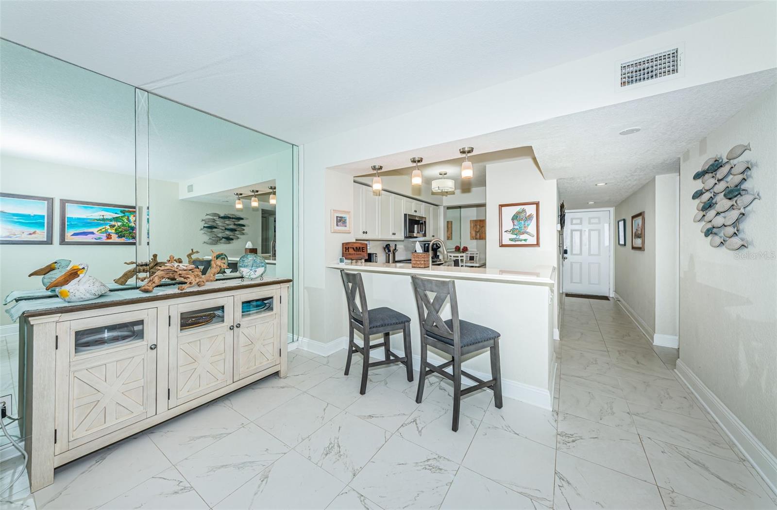 Image 10 of 48 For 5901 Bahia Del Mar Circle 321