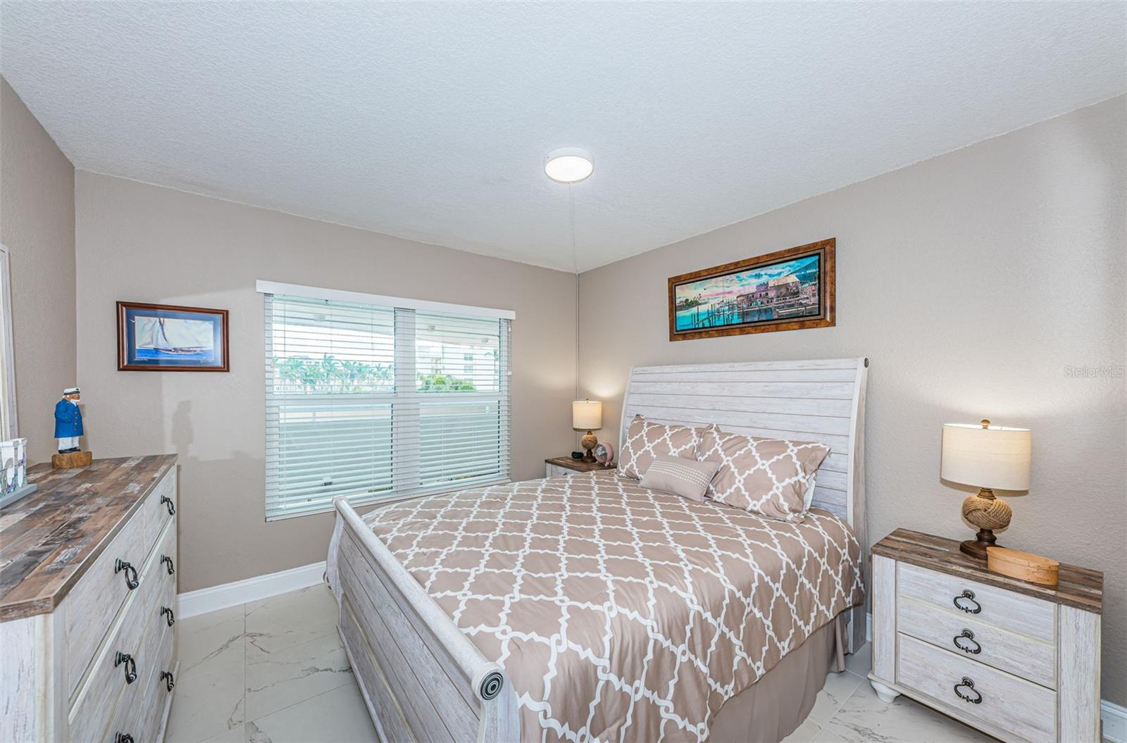 Image 24 of 48 For 5901 Bahia Del Mar Circle 321