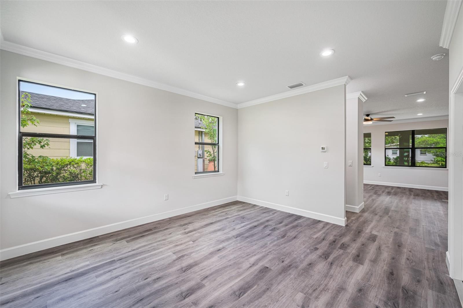 Image 9 of 45 For 14808 Lake Magdalene Circle