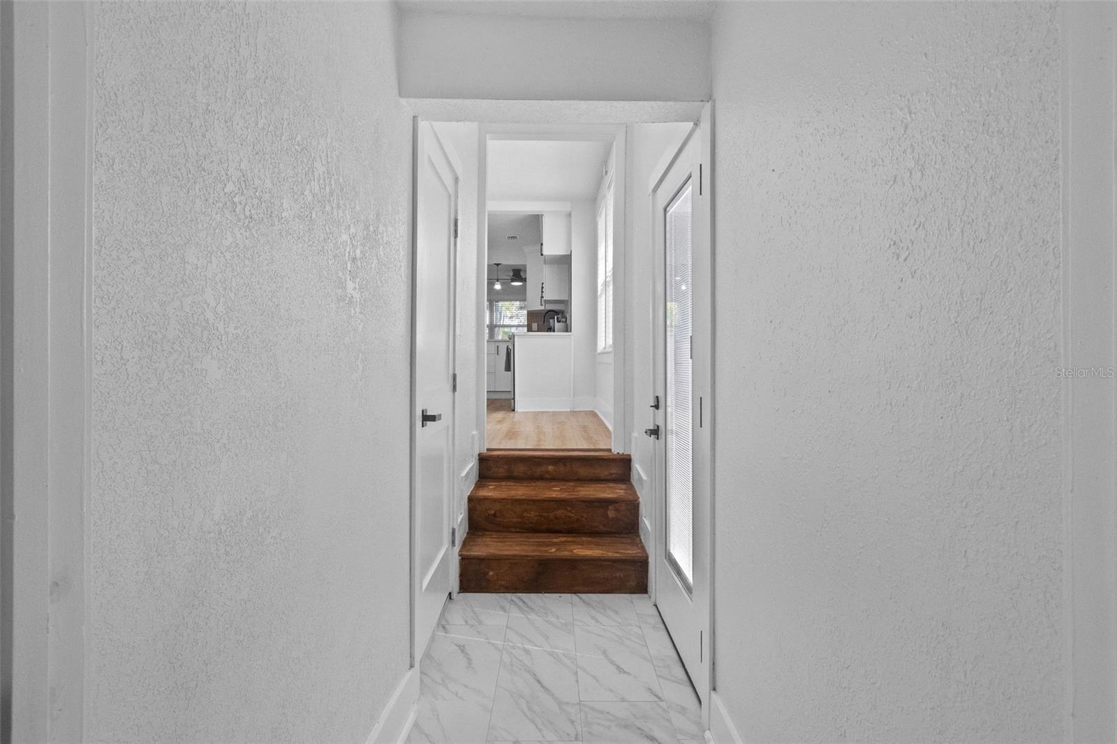 Image 18 of 26 For 1701 41st Street S