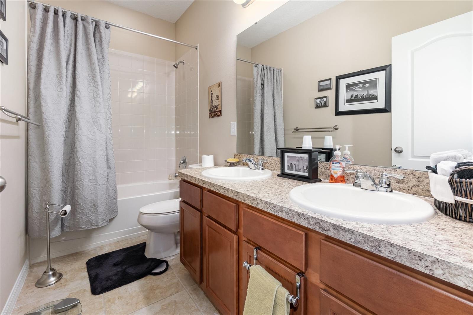 Image 27 of 31 For 1073 Palma Verde Place