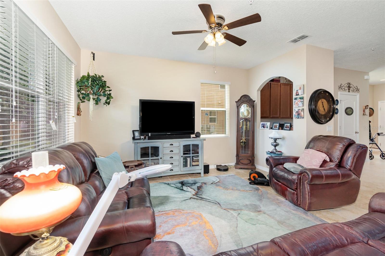 Image 5 of 31 For 1073 Palma Verde Place