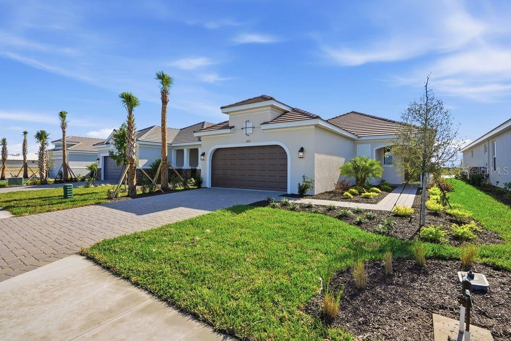 Image 29 of 53 For 7727 Caspian Street