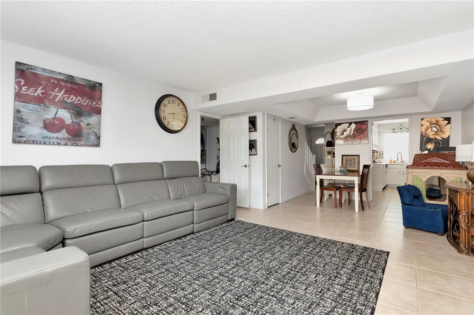 Image 12 of 25 For 7543 Abonado Road
