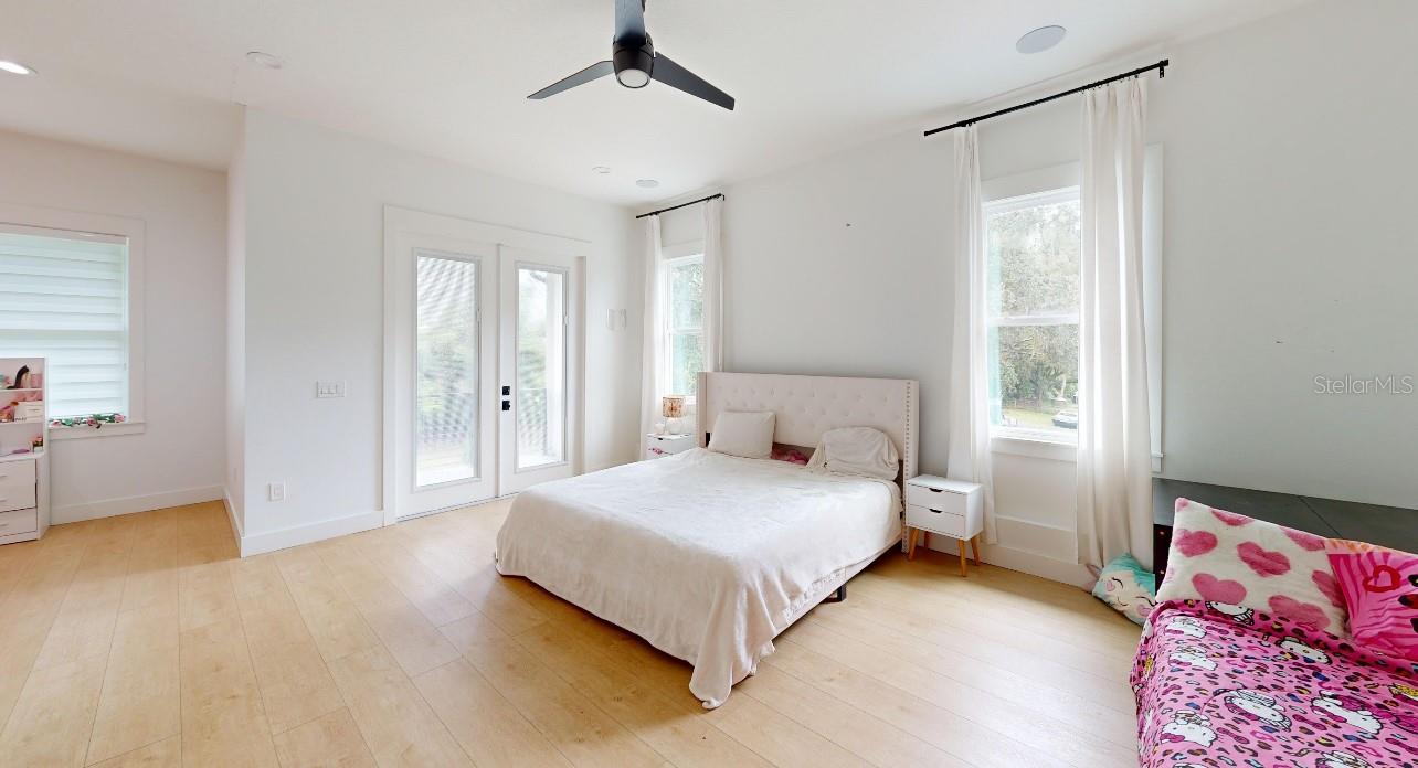 Listing photo id 19 for 8241 Cass Road