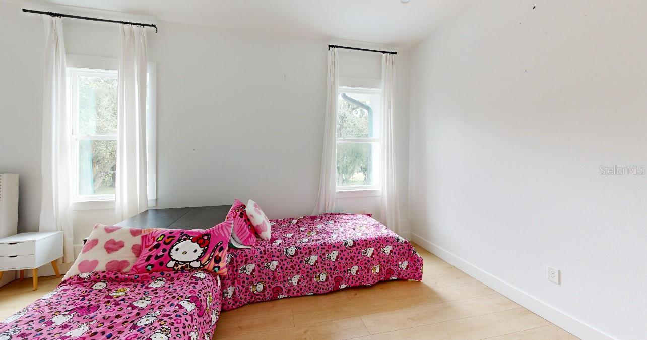Listing photo id 20 for 8241 Cass Road