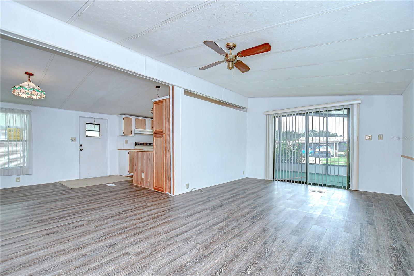 Image 10 of 41 For 3931 Chris Drive