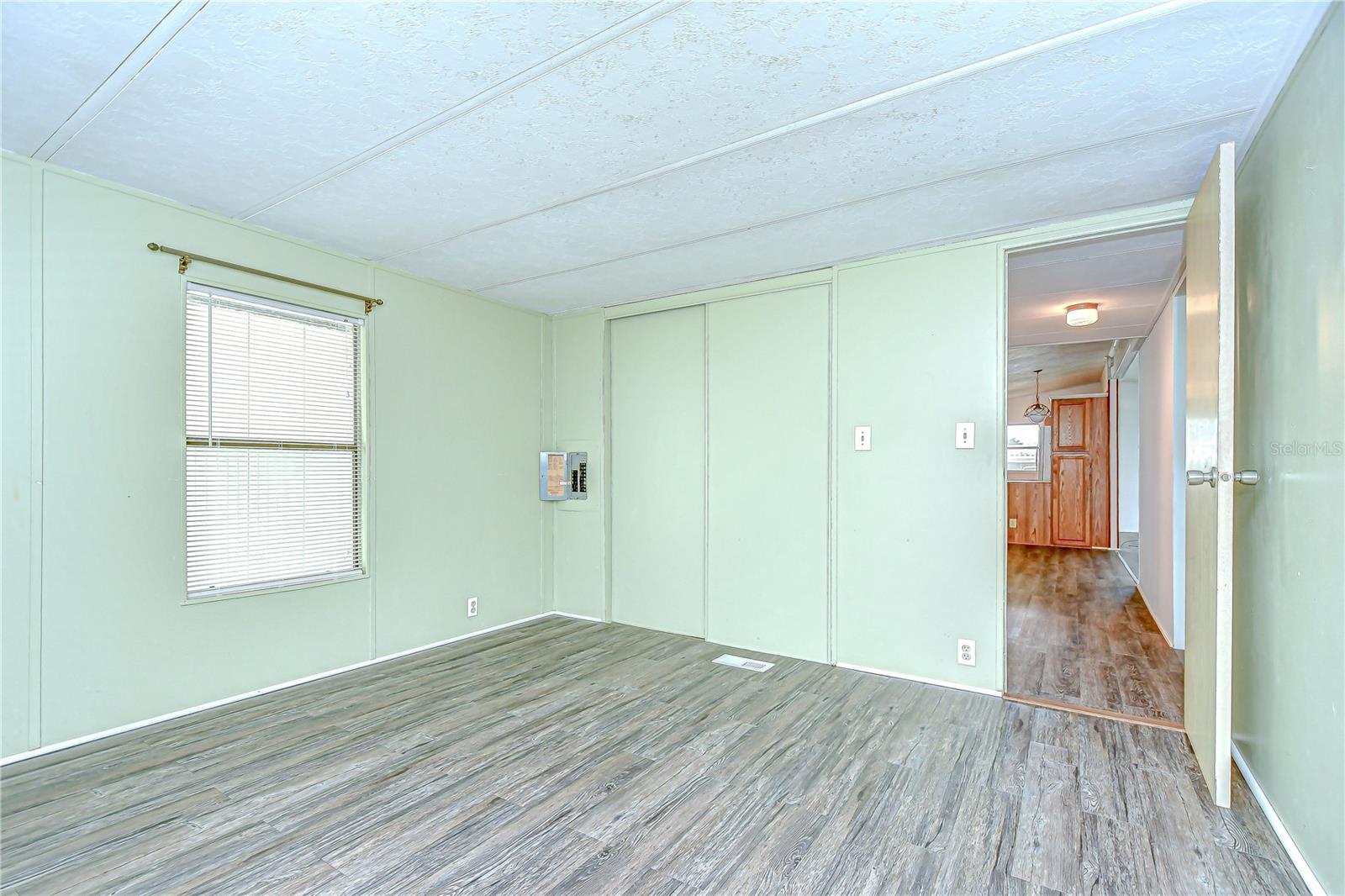 Image 16 of 41 For 3931 Chris Drive
