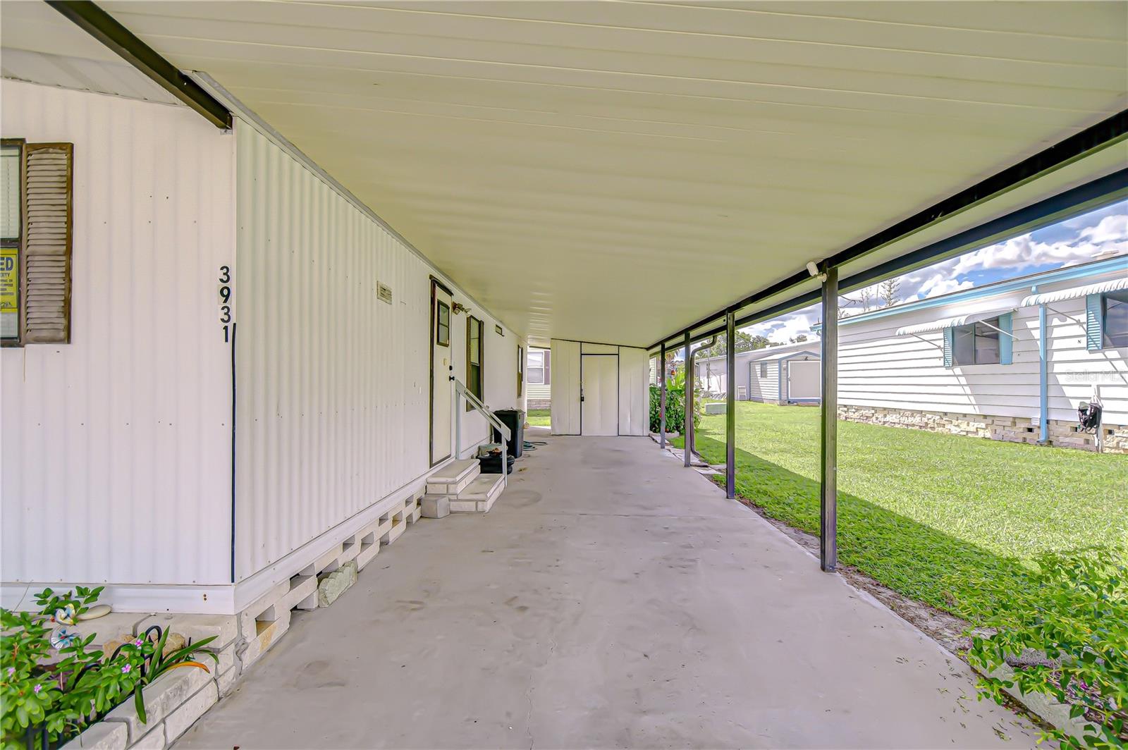 Image 33 of 41 For 3931 Chris Drive