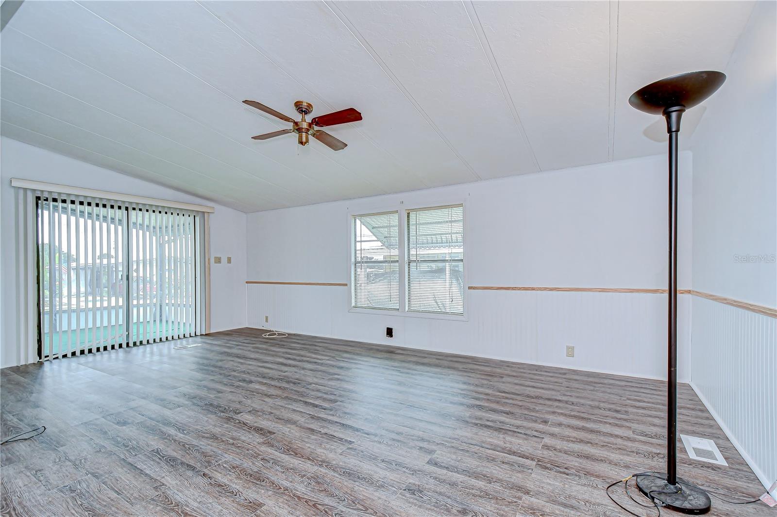 Image 9 of 41 For 3931 Chris Drive