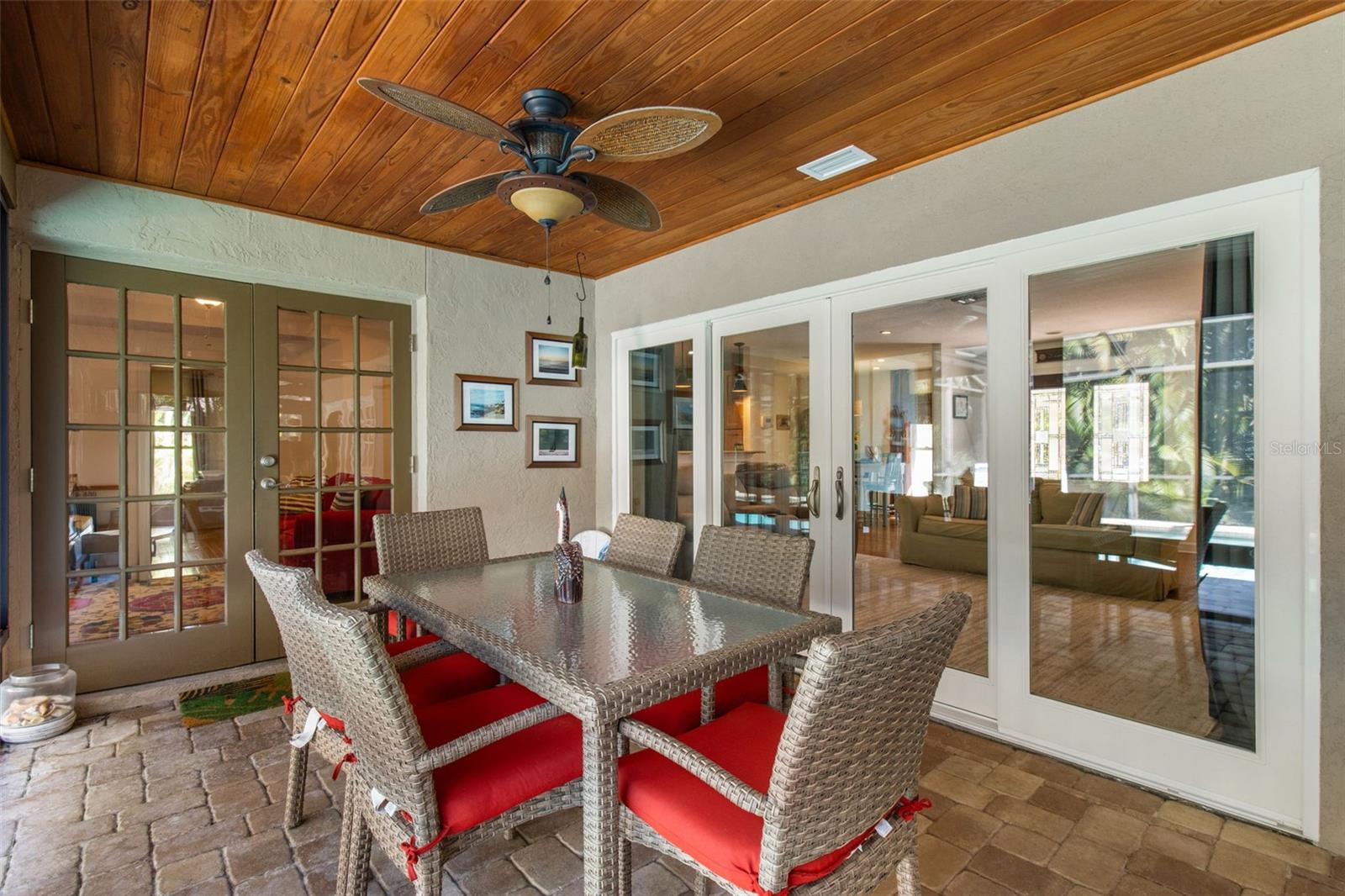 Image 34 of 57 For 20 Pinewood Circle