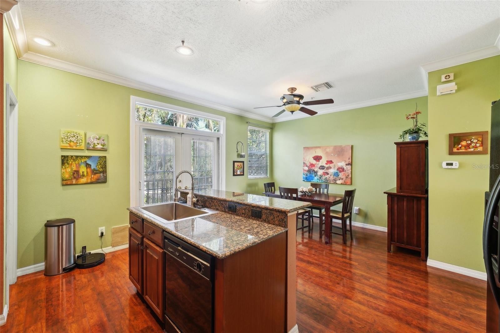 Image 20 of 76 For 2947 Bayshore Pointe Drive