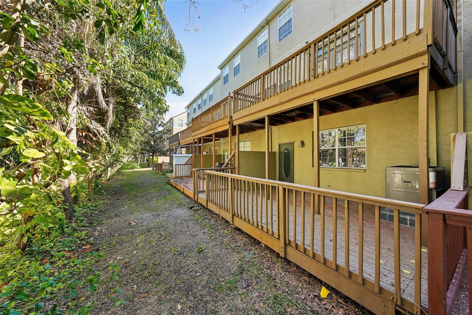 Image 40 of 76 For 2947 Bayshore Pointe Drive