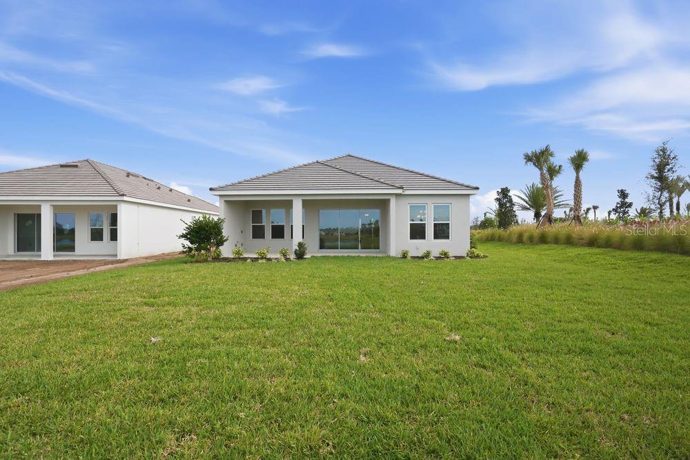 Image 33 of 58 For 13705 Iona Avenue