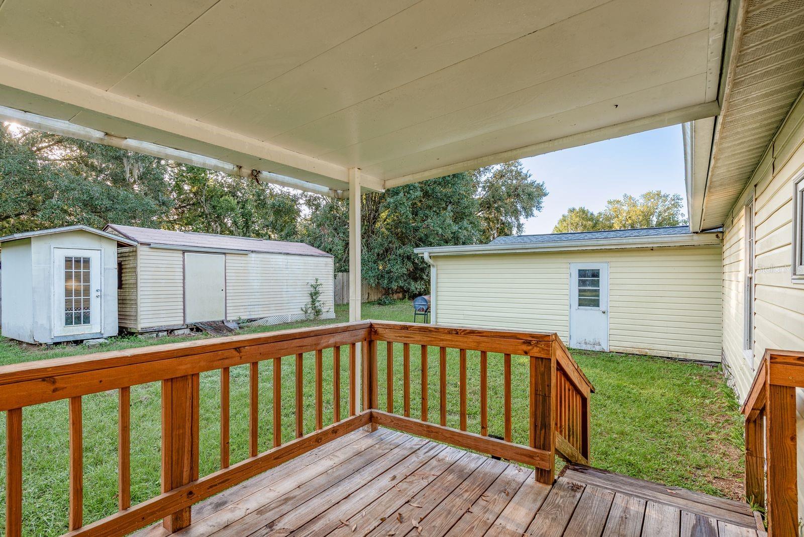 Listing photo id 22 for 6416 Candlewood Drive