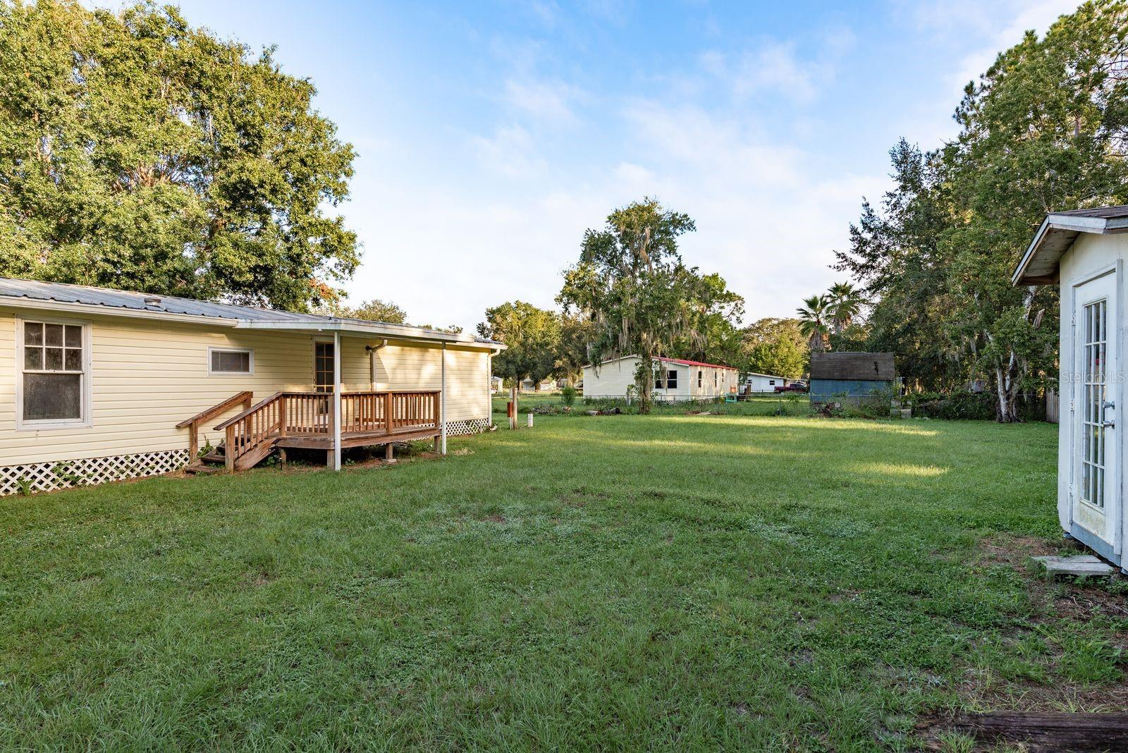 Listing photo id 25 for 6416 Candlewood Drive