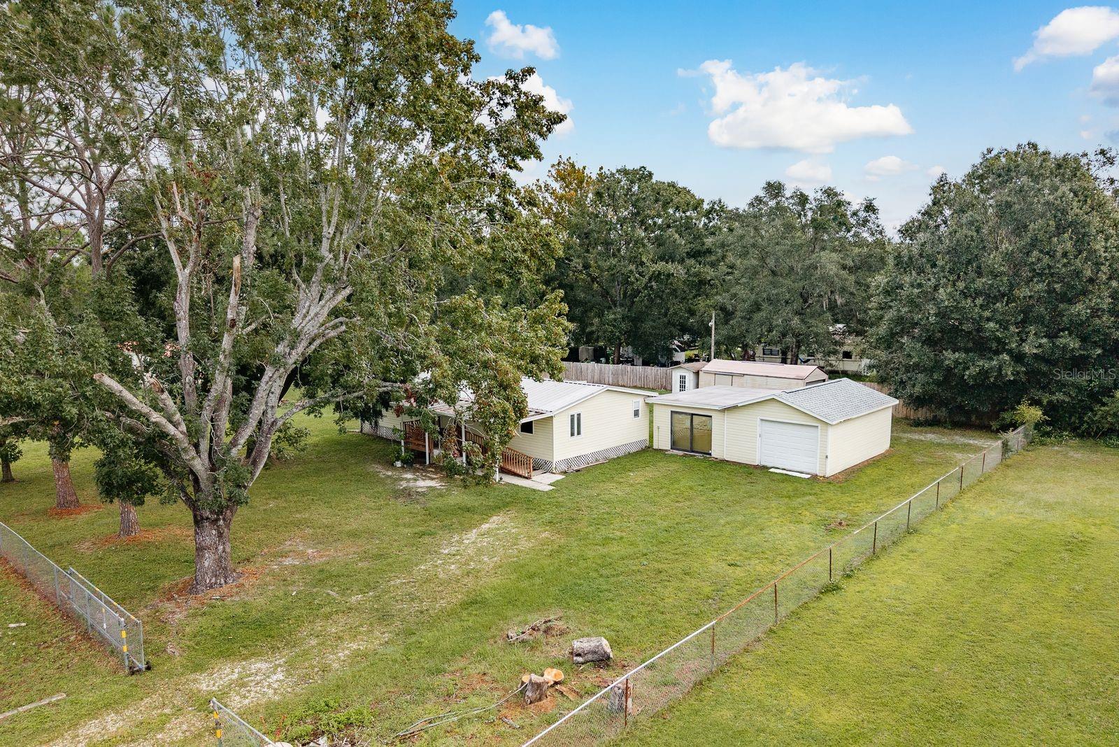 Listing photo id 31 for 6416 Candlewood Drive