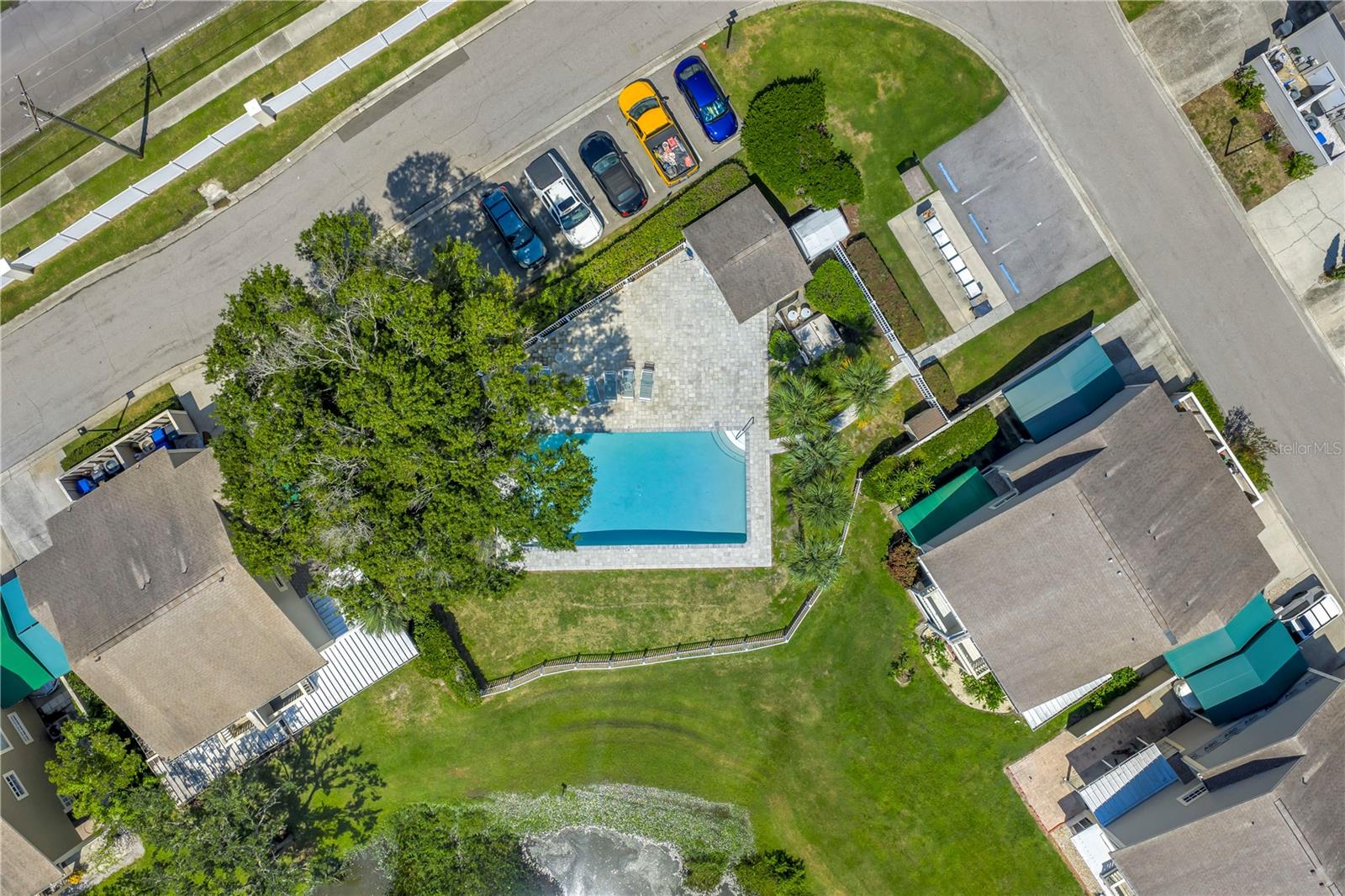 Image 38 of 43 For 6905 Lake Place Court