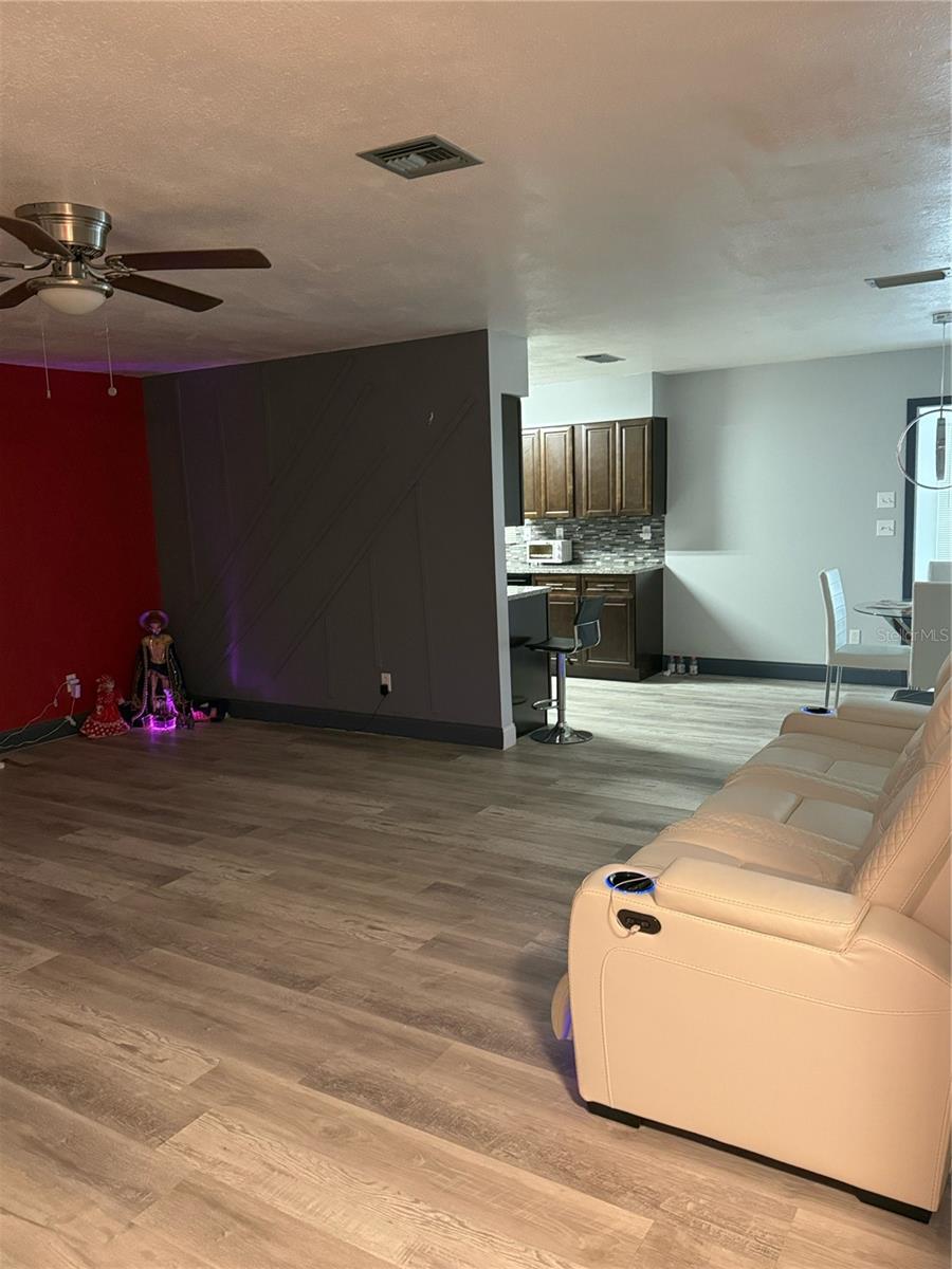 Image 8 of 11 For 5295 28th Street