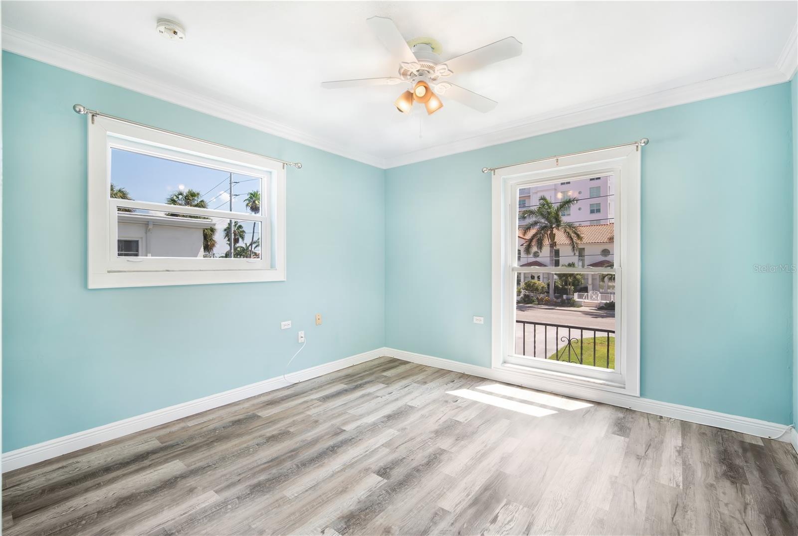 Image 11 of 23 For 1330 Snell Isle Boulevard Ne 4