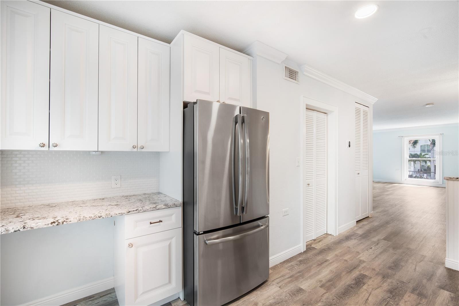 Image 20 of 23 For 1330 Snell Isle Boulevard Ne 4