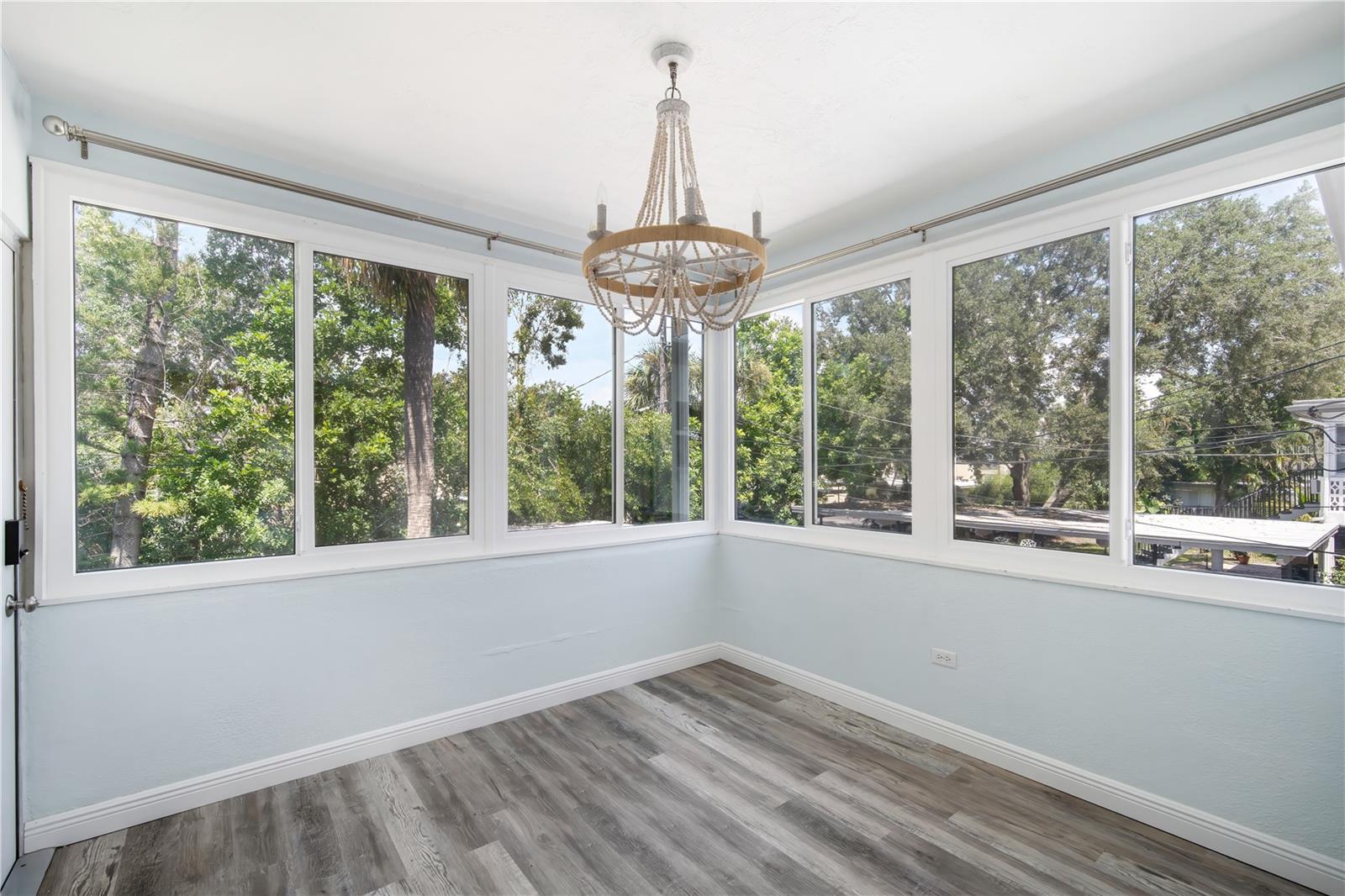 Image 21 of 23 For 1330 Snell Isle Boulevard Ne 4