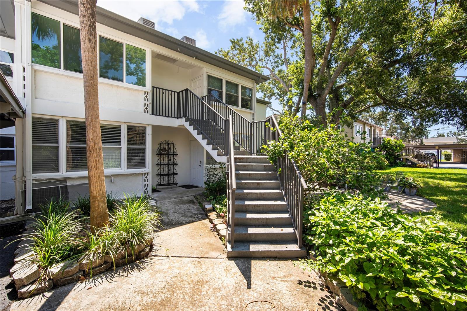 Image 5 of 23 For 1330 Snell Isle Boulevard Ne 4