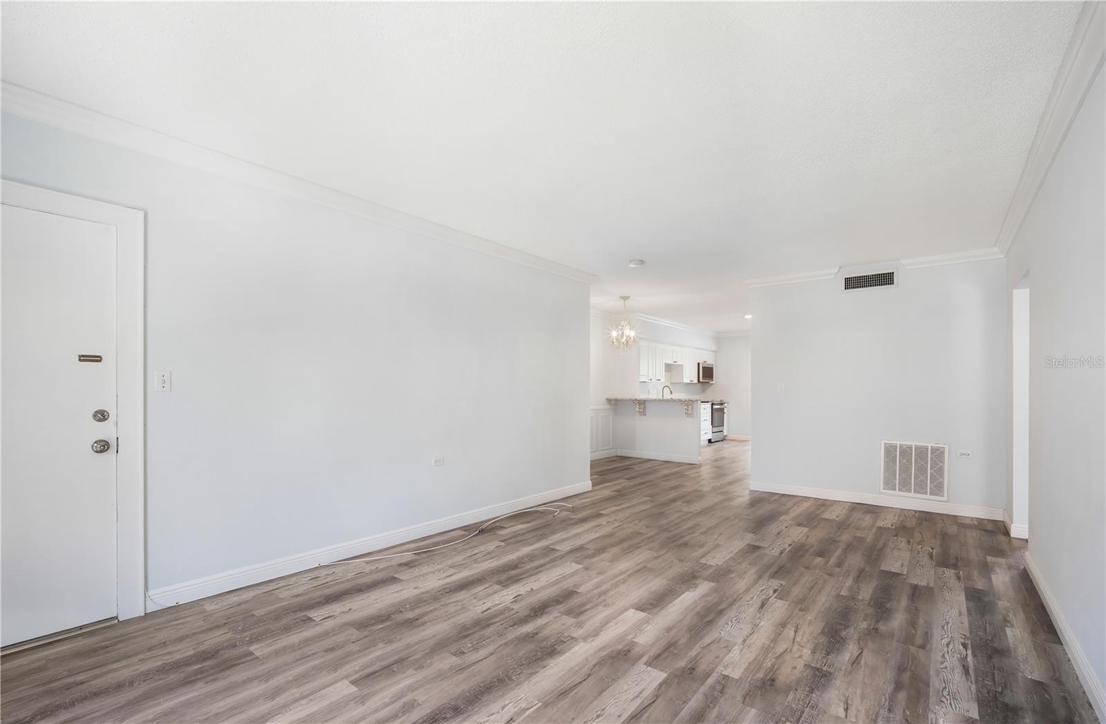 Image 9 of 23 For 1330 Snell Isle Boulevard Ne 4