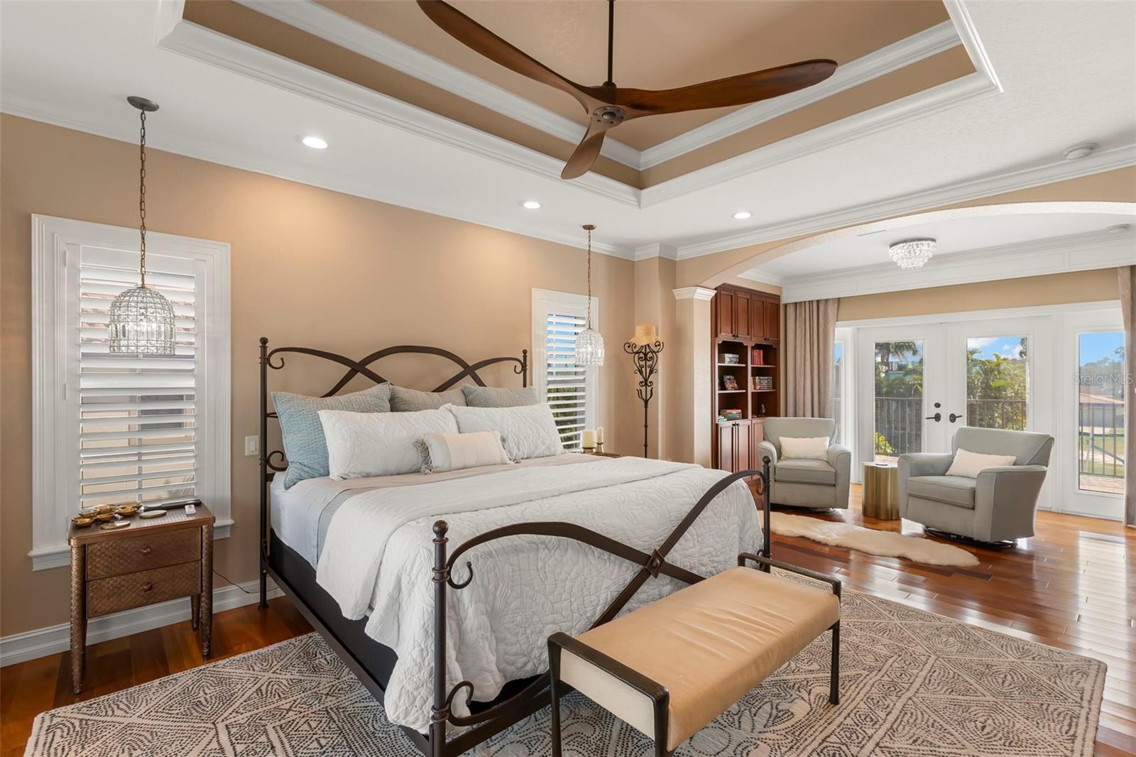 Listing photo id 35 for 2133 Harbor View Drive