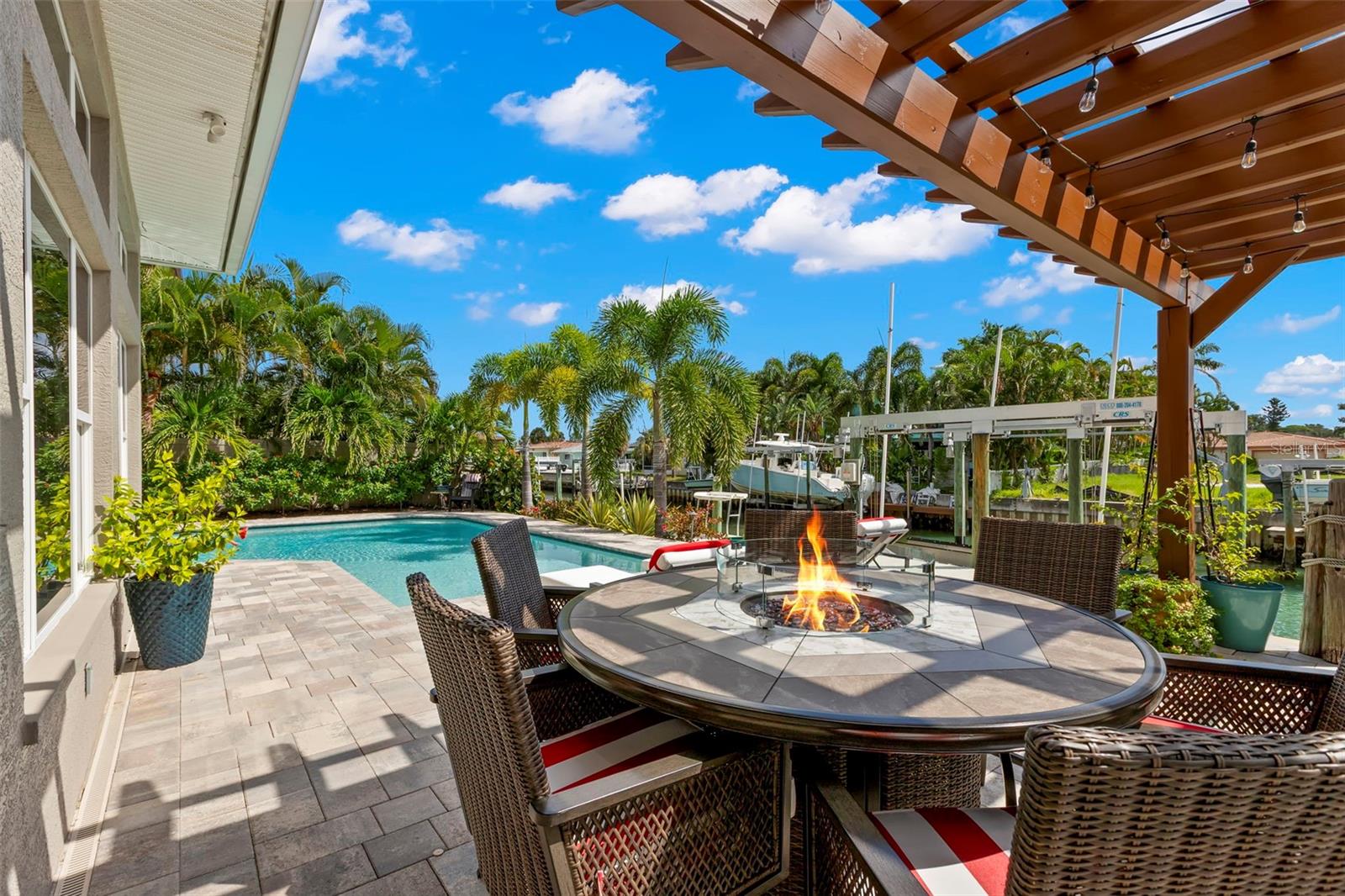 Listing photo id 56 for 2133 Harbor View Drive