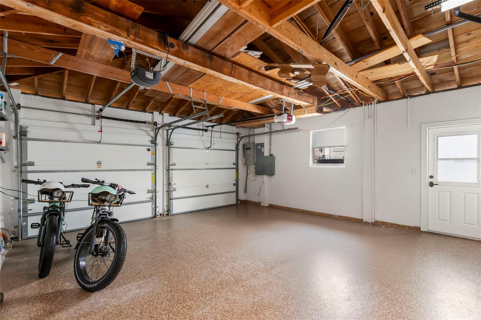 Listing photo id 63 for 2133 Harbor View Drive