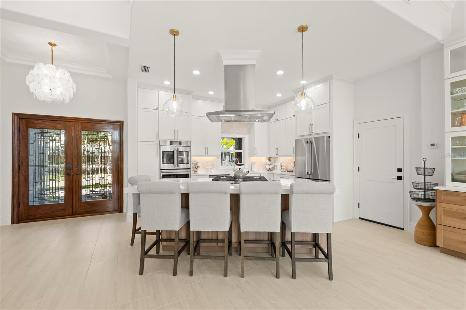 Listing photo id 7 for 2133 Harbor View Drive