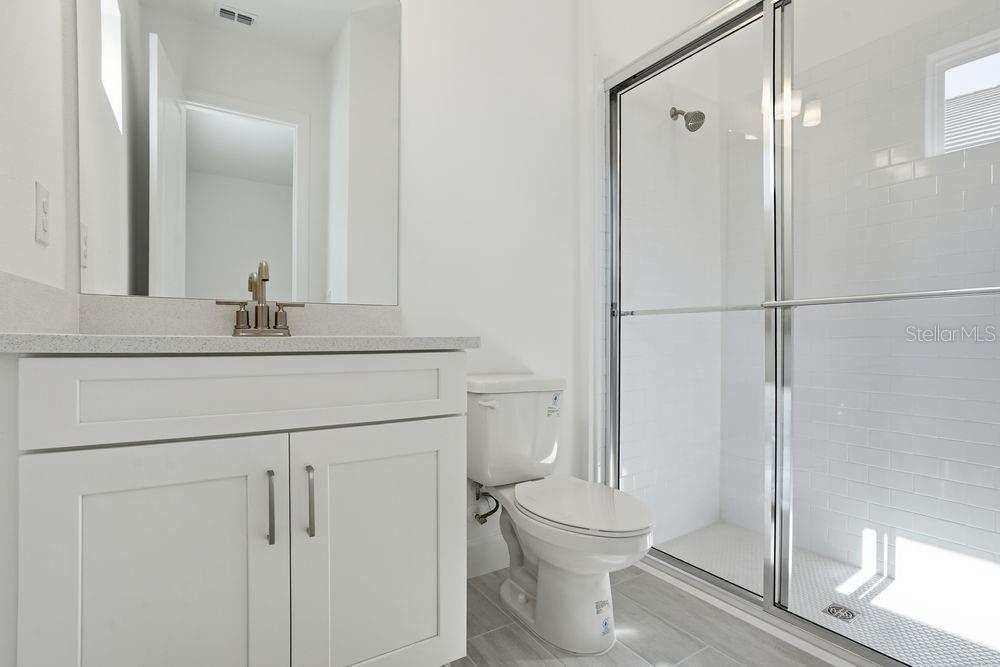 Image 20 of 56 For 13713 Iona Avenue