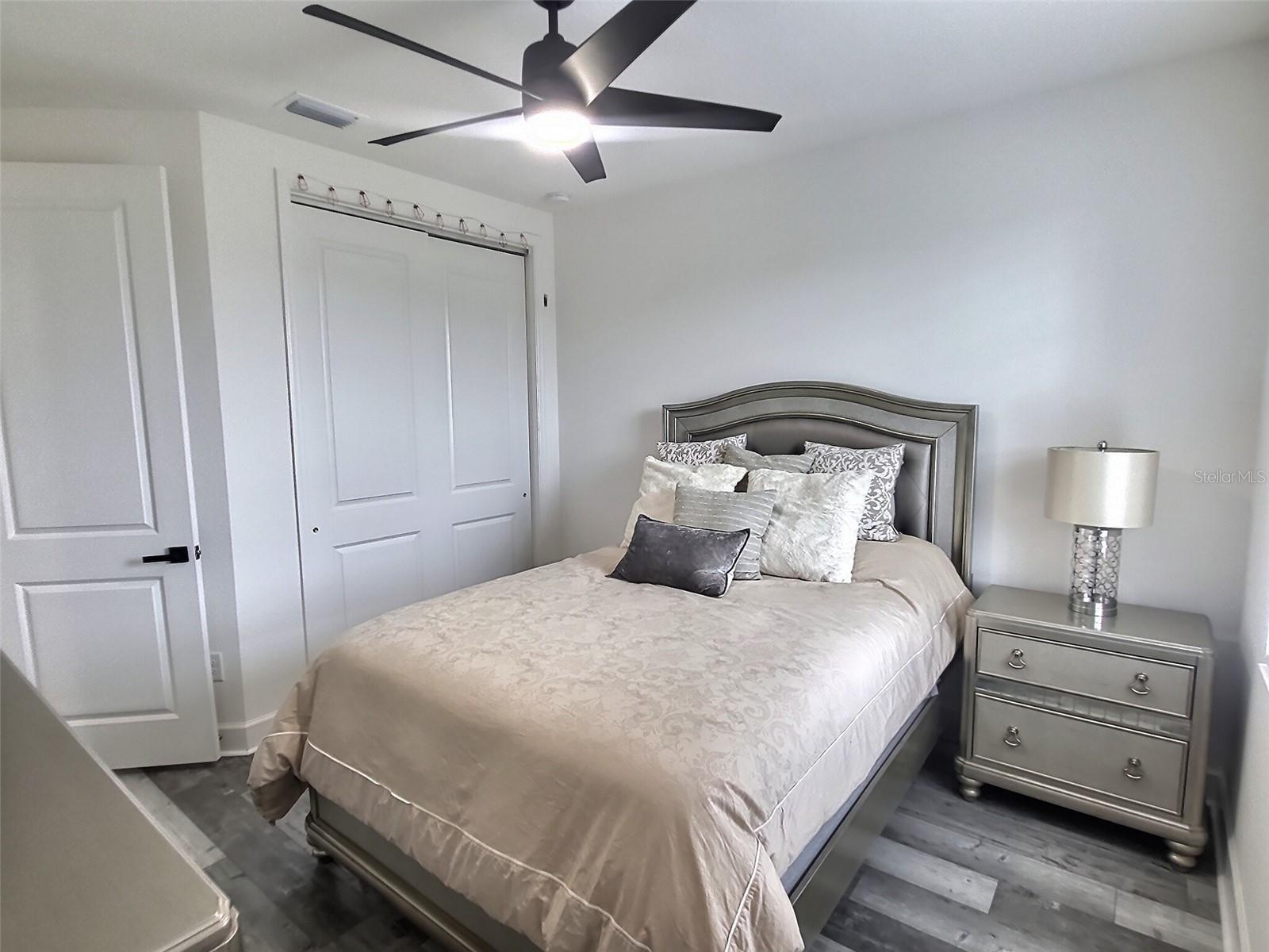 Listing photo id 29 for 3084 Acacia Bay Avenue
