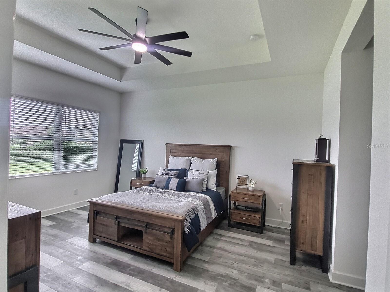 Listing photo id 7 for 3084 Acacia Bay Avenue