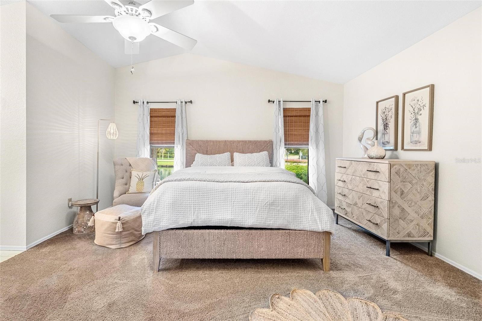 Image 19 of 31 For 4778 Palermo Court Ne 4778