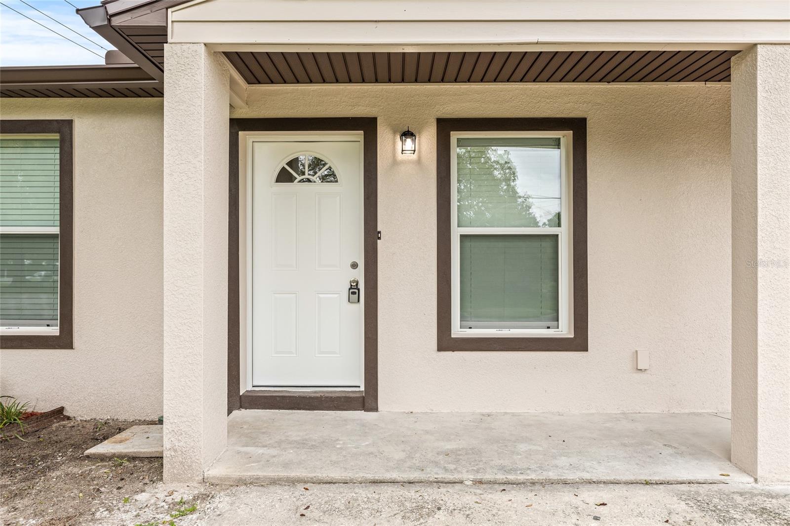 Image 7 of 47 For 10517 Hamner Avenue