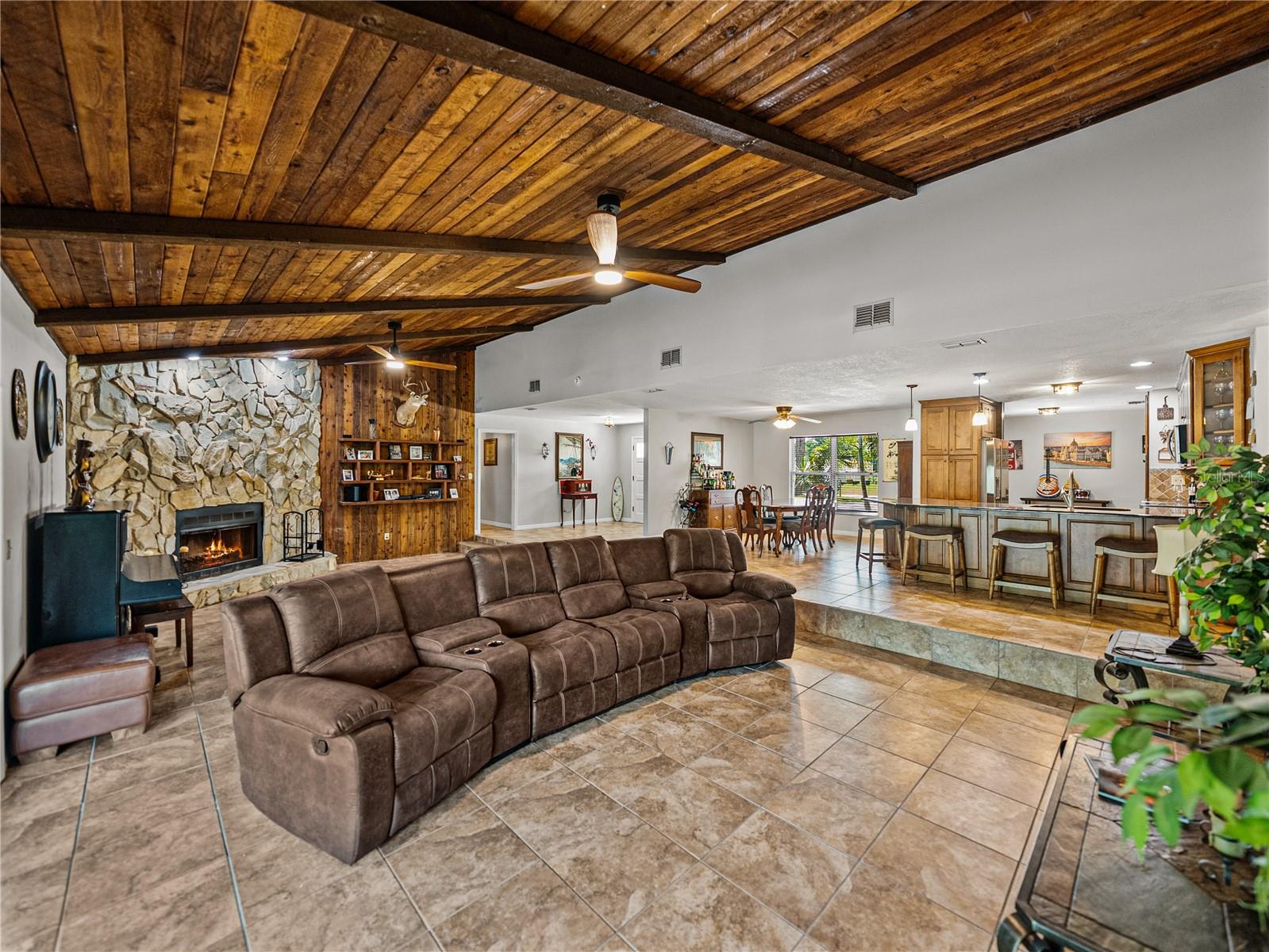 Image 11 of 64 For 35349 Perch Drive