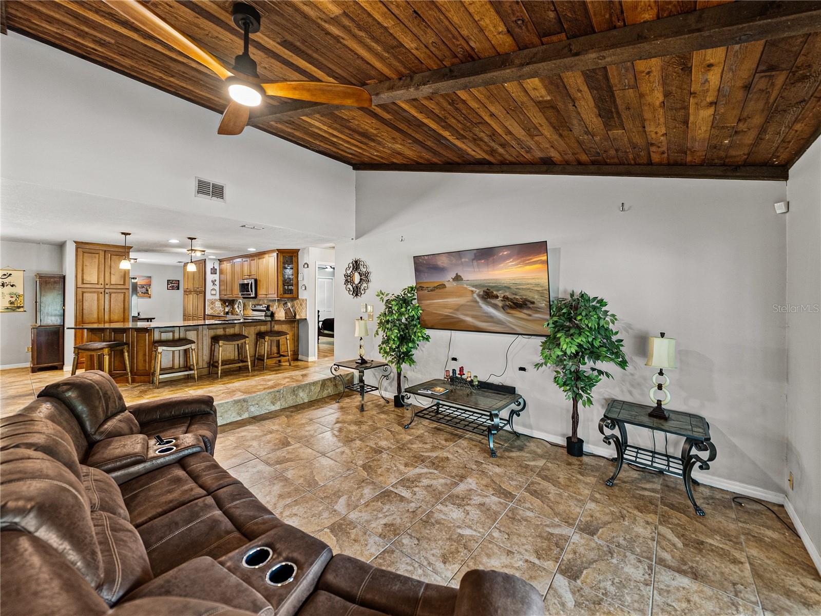 Image 17 of 64 For 35349 Perch Drive